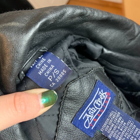 Genuine Leather Bomber Jacket - Picture 7 of 7